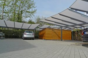 Carports Senioren-Wohnstift Bonn Bornheim Stahlbau Träger gekrümmt Glas Dach Holz